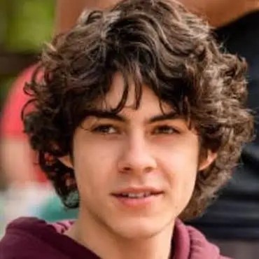 Emjay Anthony Biography: Net Worth, Age, Height, TV Shows, Parents, Siblings, Movies, Awards, Instagram