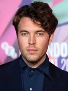 Tom Hughes - Biography