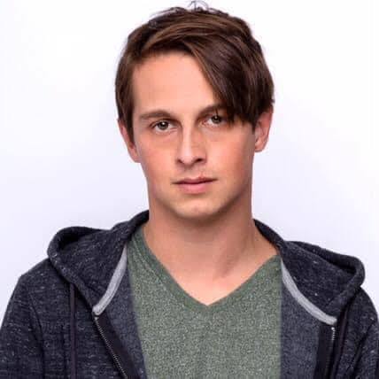 Mitch Holleman Biography: Wife, Age, Height, Net Worth, Parents, Movies & TV Shows, Twitter, Awards