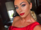 Jonjo Shelvey’s wife, Daisy Evans Biography: Husband, Net Worth, Siblings, Children, Age, Height, Songs, Movies, Band, Ethnicity
