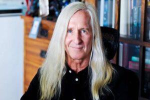 Mick Garris - Biography