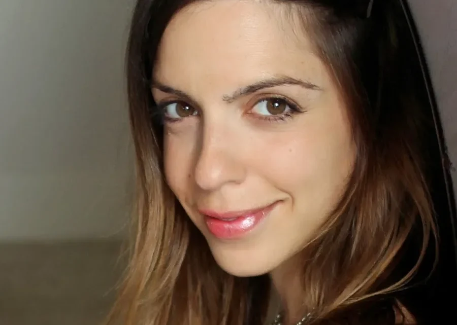 Elle Walker Biography: Husband, Age, Kids, Height, Net Worth, Parents, YouTube Channel