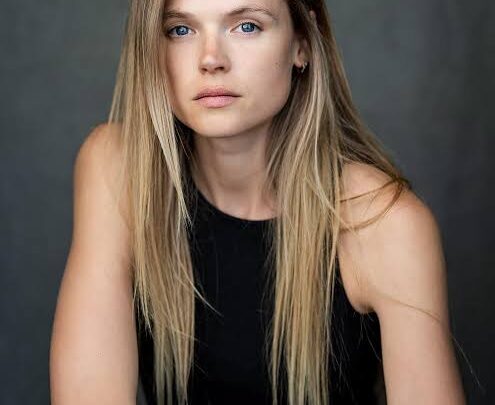 Gabriella Wilde Biography: Net Worth, Husband, Ethnicity, Religion, Age, Height, Movies, Awards