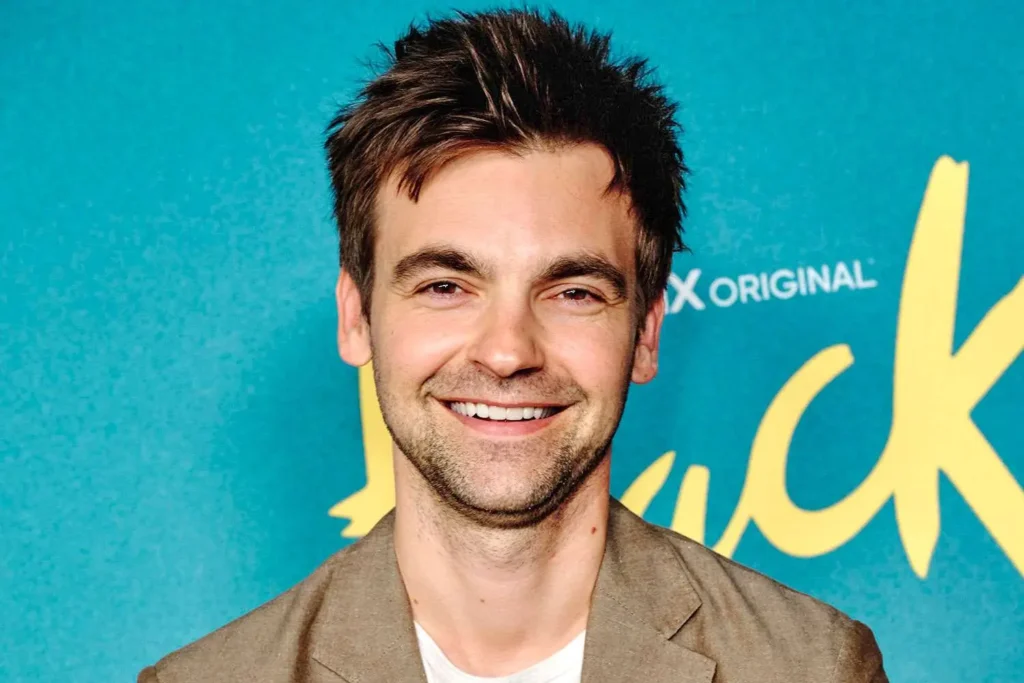 Drew Tarver - Biography