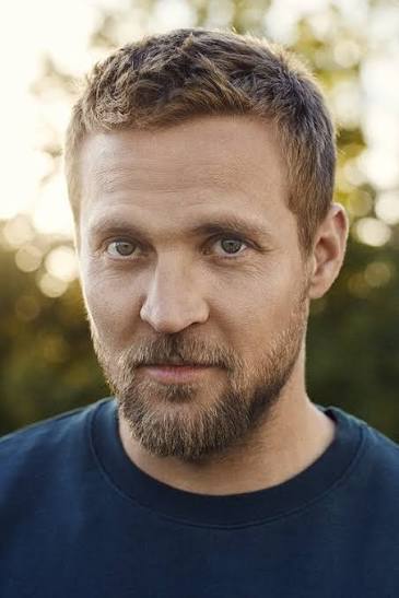 Tobias Santelmann Biography: Age, Height, Net Worth, Girlfriend, Movies, Ethnicity