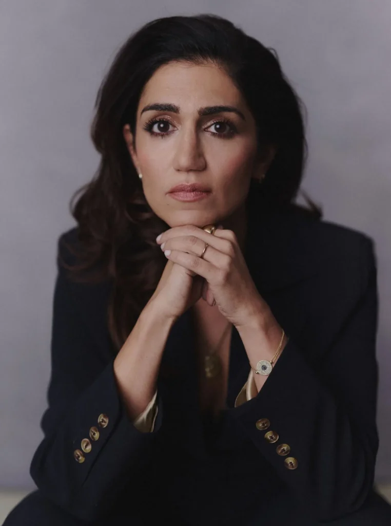 Leila Farzad - Biography