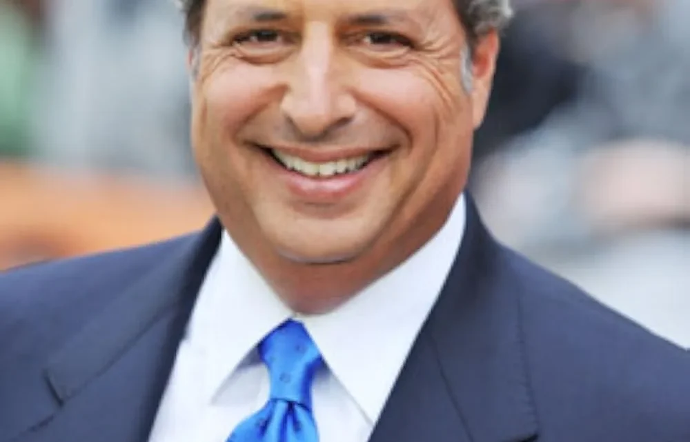 Jon Lovitz Biography: Age, Height, Net Worth, Parents, Movies & TV Shows, Girlfriend