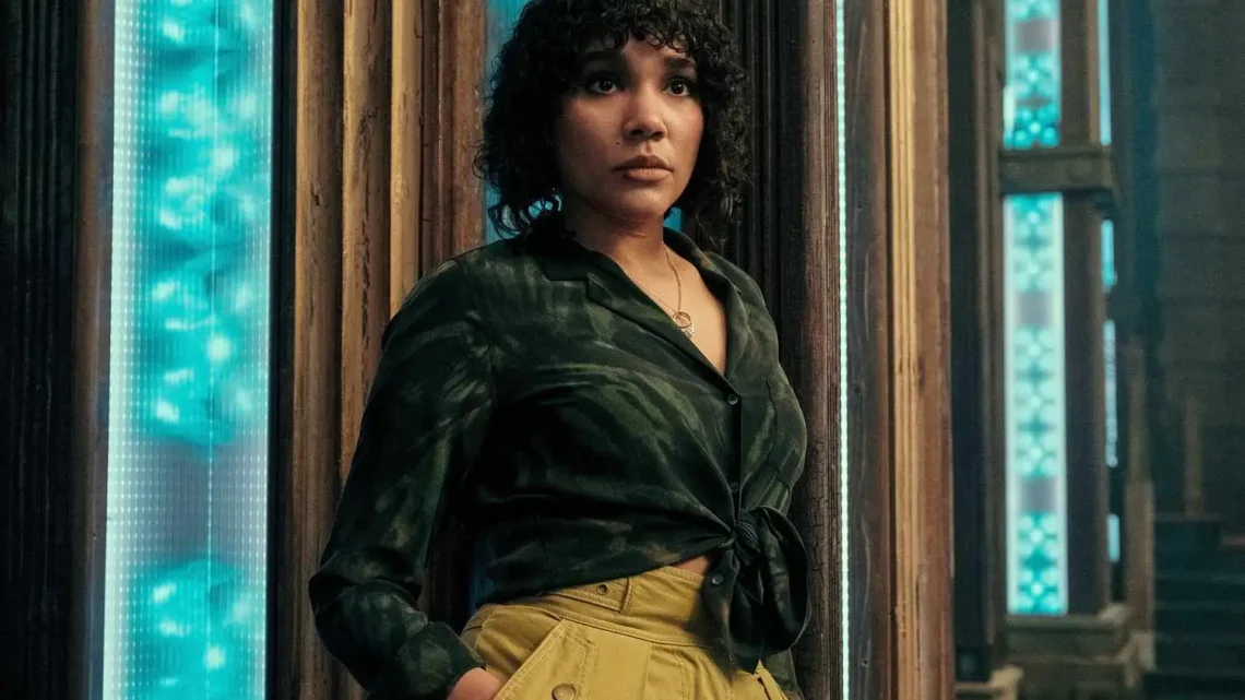 Emmy Raver-Lampman Biography: Songs, Boyfriend, Age, Height, Net Worth, Parents, Siblings, Kids, Movies & TV Shows, Instagram