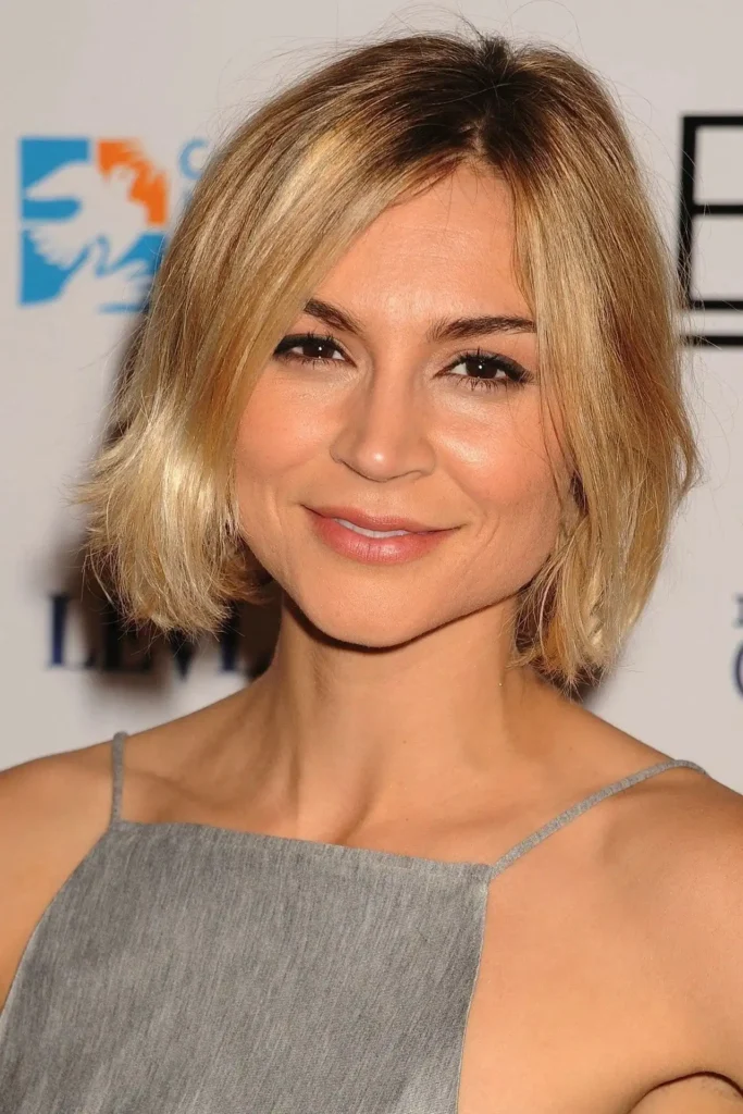 Samaire Armstrong - Biography
