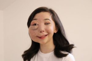 Nikki Lilly - Biography