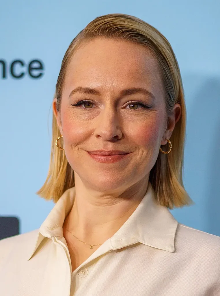 Sarah Goldberg - Biography