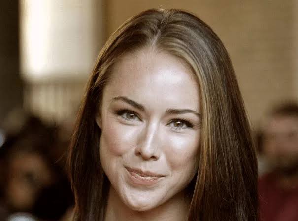 Lindsey McKeon Biography: Net Worth, Husband, Parents, Age, Height, Instagram, Movies, TV Shows, Awards