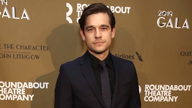 Jason Ralph Biography: Height, Net Worth, Parents, Siblings, Movies,Wife, Age, TV Shows, TikTok, Awards