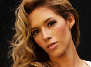 Alicia Vela-Bailey - Biography
