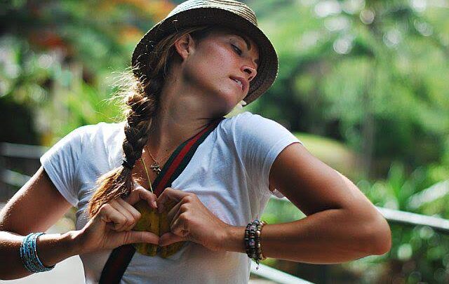 Becky O’Donohue Biography: Net Worth, Movies, TV Shows, Boyfriend, Parents, Siblings, Age, Height, Awards