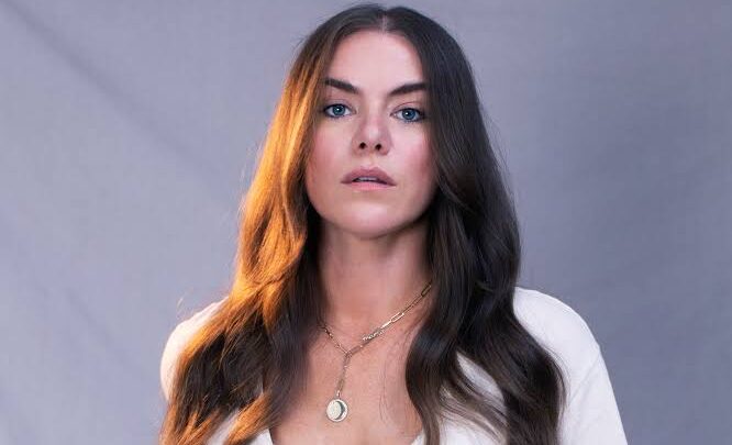 Kaniehtiio Horn Biography: Ethnicity, Awards, Religion, Height, Net Worth, Age, Husband, Instagram, Movies