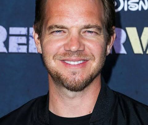 Taylor Handley Biography: Wife, Height, Net Worth, Ethnicity, Instagram, Children, Movies, Age
