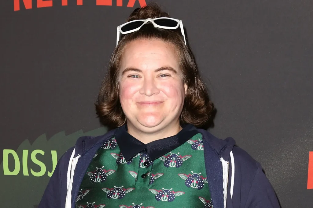 Betsy Sodaro - Biography