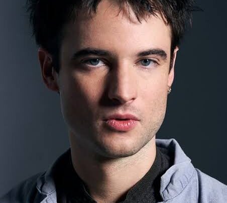 Tom Sturridge Biography: Girlfriend, Net Worth, Parents, Height, Movies, Age, Ethnicity, Instagram, Awards