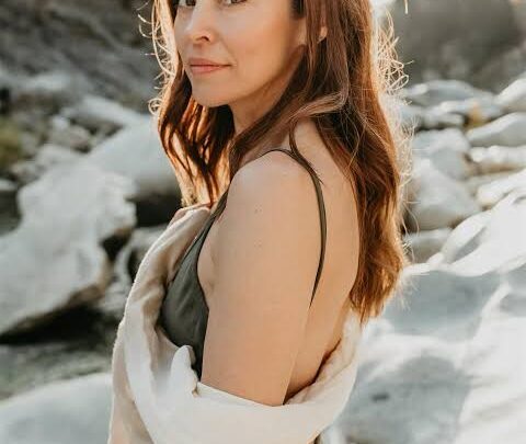 Autumn Reeser Biography: Net Worth, Husband, Awards, Ethnicity, Instagram, Movies, Height, Age