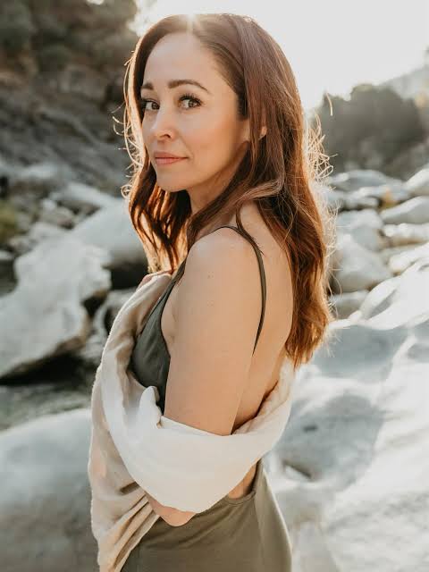 Autumn Reeser Biography: Net Worth, Husband, Awards, Ethnicity, Instagram, Movies, Height, Age