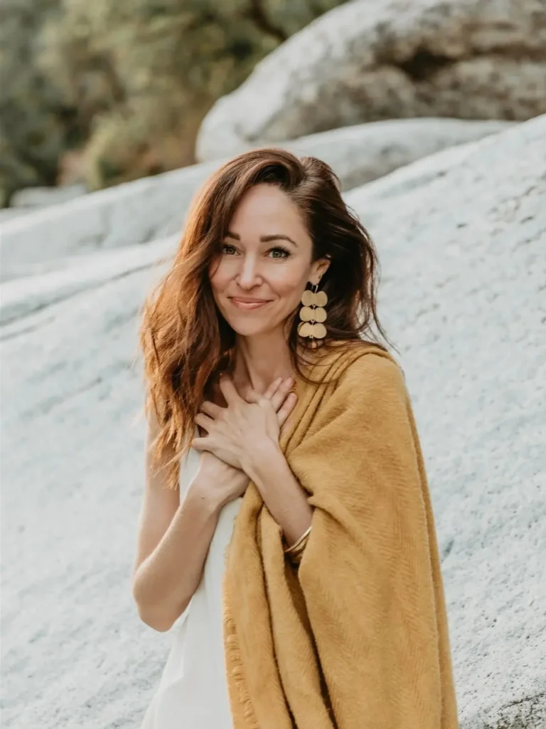 Autumn Reeser - Biography