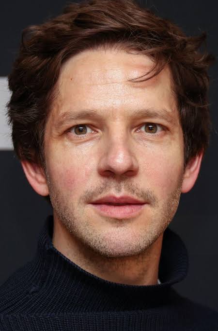 Damien Molony - Biography