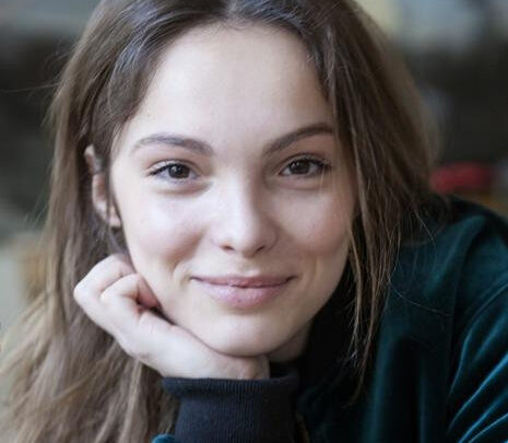 Lola Le Lann Biography: Nationality, Age, Height, Net Worth, Parents, Albums, Songs, Movies, TV Shows, Instagram, YouTube