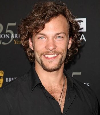 Kyle Schmid Biography: Age, Awards, Height, Ethnicity, Net Worth, Parents, Wife, Movies, Instagram