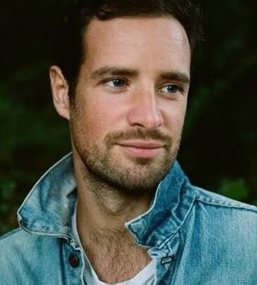 Charlie Carrick Biography: Girlfriend, Height, Ethnicity, Net Worth, Movies, Instagram, Age, Parents