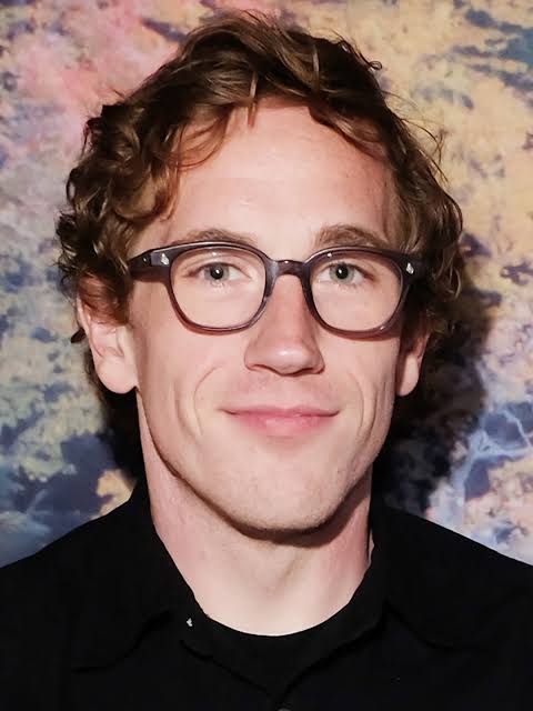 Conner O’Malley Biography: Age, TV Shows, Height, Net Worth, Wife, Parents, Ethnicity, Awards, Movies