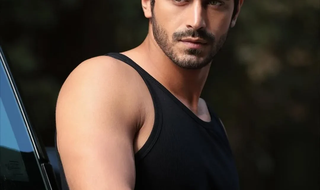 Emin Günenç Biography: Girlfriend, Age, Siblings, Height, Net Worth, Parents, Movies & TV Shows