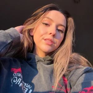 ASMR Rebecca - Biography