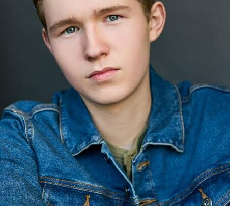 Luke David Blumm Biography: Age, Instagram, Height, Awards, Movies, Net Worth, Girlfriend, Ethnicity, Religion