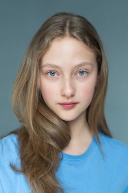 Diana Enakaeva - Biography