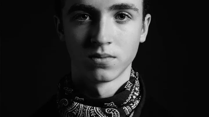 Evan Bird Biography: Height, Net Worth, Girlfriend, Movies, Height, Age, Awards, Instagram, Siblings