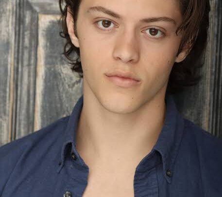 Kobi Frumer Biography: Religion, Height, Net Worth, Age, Girlfriend, Movies, Instagram, Awards, Ethnicity