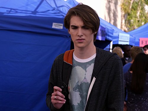 Zak Henri Biography: Age, Height, Net Worth, Parents, Movies & TV Shows, Girlfriend, Siblings, Wikipedia