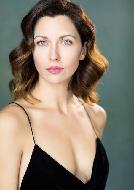 Margo Stilley Biography: Religion, Awards, Net Worth, Height, Ethnicity, Age, Husband, Movies