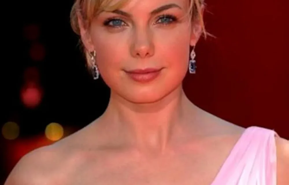 Amanda Walsh Biography: Awards, Religion, Height, Net Worth, Age, Movies, Boyfriend, Ethnicity, Awards, TV Shows