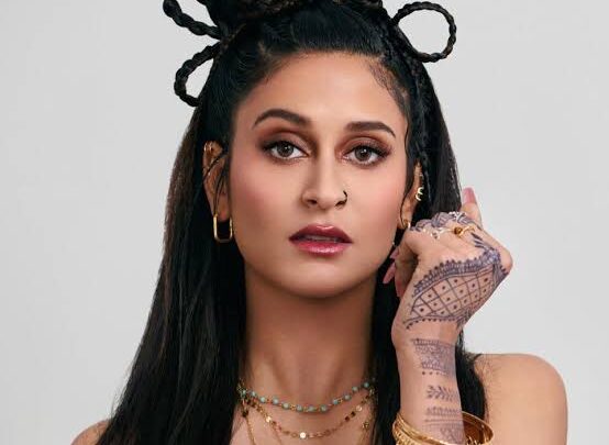 Shuba Biography: Age, Songs, Net Worth, Parents, Boyfriend, Albums, Height, Siblings