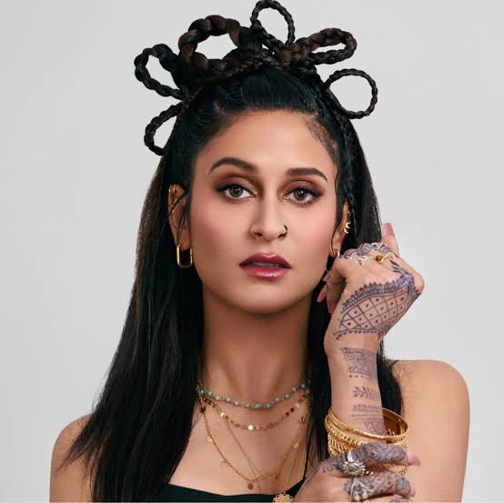Shuba Biography: Age, Songs, Net Worth, Parents, Boyfriend, Albums, Height, Siblings