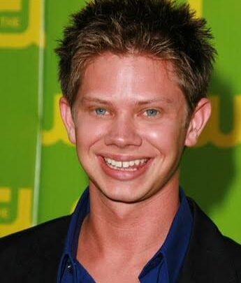 Lee Norris Biography: Movies, Age, Net Worth, Wife, Height, Ethnicity, TV Shows, Religion