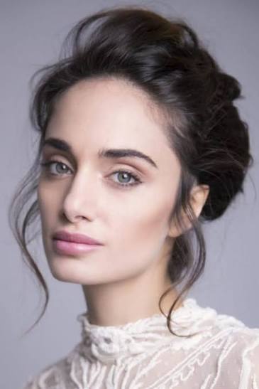 Denise Capezza Biography: Net Worth, Ethnicity, Movies, Height, Husband, Instagram, Age