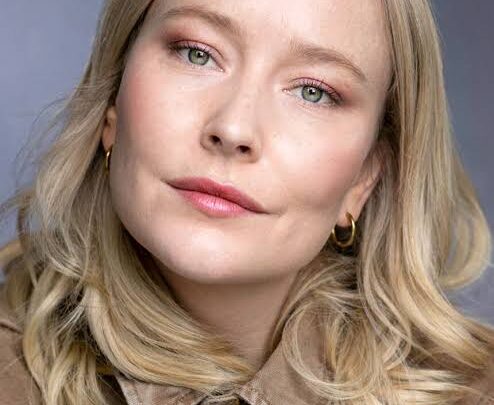 Fern Sutherland Biography: Ethnicity, Awards, Net Worth, Age, Ex-Boyfriend, Movies, Height