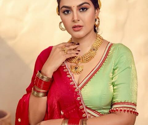 Monal Gajjar Biography: Age, Boyfriend, Net Worth, Ethnicity, Religion, Movies, Awards, Parents, Height
