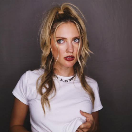 Ciara Hanna Biography: Net Worth, Fiancé, Age, Height,  Parents, Movies, Siblings, TV Shows, Instagram