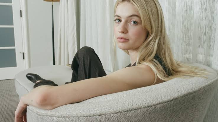 Olivia Scott Welch Biography: Height, Net Worth, Movies, Height, Boyfriend, TV Shows, Wiki, Nationality