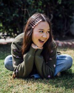 Amalia Yoo - Biography