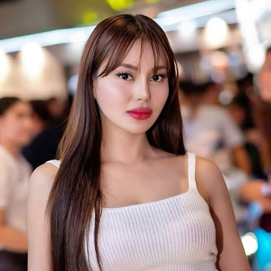 Ayamarie Agir - Biography